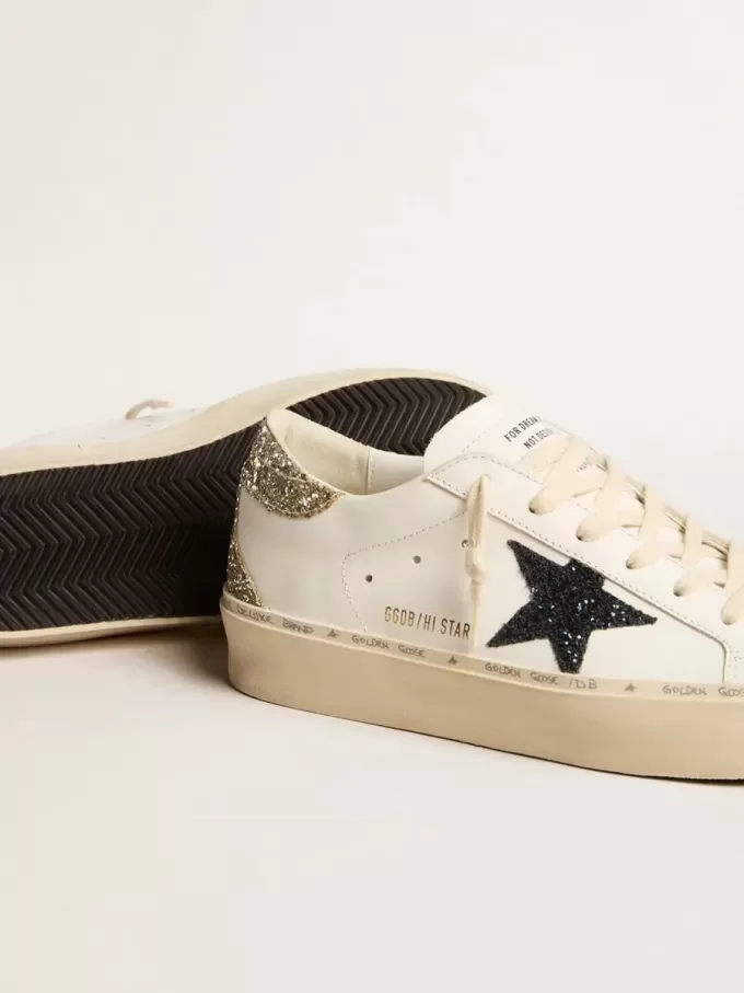 Hi Star da donna con stella blu glitterata e linguetta sul tallone con glitter platino Hi Star da donna con stella blu glitterata e linguetta sul tallone con glitter platino