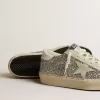 Hi Star da donna in glitter argento con stella in pelle scamosciata e linguetta bianca sul tallone Hi Star da donna in glitter argento con stella in pelle scamosciata e linguetta bianca sul tallone