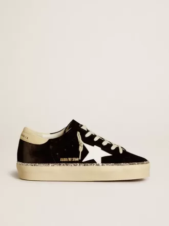 Hi Star in velluto nero con stella in pelle bianca e linguetta in camoscio sul tallone