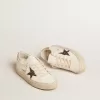 Hi Star LTD con stella glitterata nera e dorata e linguetta dorata sul tallone