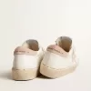 Hi Star LTD da donna con stella in pelle scamosciata rosa antico e linguetta sul tallone con perle Hi Star LTD da donna con stella in pelle scamosciata rosa antico e linguetta sul tallone con perle