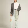 Jeans da donna sbiancati con cristalli cabochon
