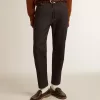 Jeans da uomo blu scuro in denim monolavaggio Jeans da uomo blu scuro in denim monolavaggio