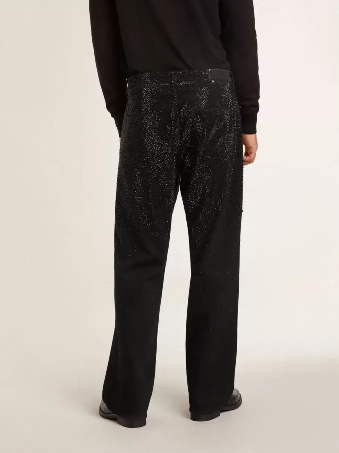 Jeans da uomo neri dal taglio morbido con cristalli all-over effetto sfumato Jeans da uomo neri dal taglio morbido con cristalli all-over effetto sfumato