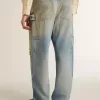 Jeans da uomo slavati e consumati Jeans da uomo slavati e consumati