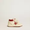 June Junior in nappa e camoscio con stella e linguetta sul tallone in pelle rossa June Junior in nappa e camoscio con stella e linguetta sul tallone in pelle rossa