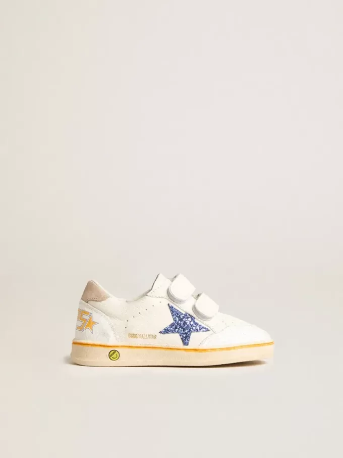 Junior Ball Star con stella blu glitterata e linguetta sul tallone in pelle scamosciata beige Junior Ball Star con stella blu glitterata e linguetta sul tallone in pelle scamosciata beige