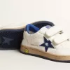 Junior Ball Star con stella e linguetta sul tallone in pelle blu metallizzata Junior Ball Star con stella e linguetta sul tallone in pelle blu metallizzata