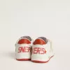 Junior Ball Star in pelle con stella color crema e linguetta sul tallone in pelle rossa Junior Ball Star in pelle con stella color crema e linguetta sul tallone in pelle rossa