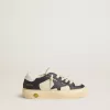 Junior May in pelle bianca e blu con stella e linguetta sul tallone in pelle