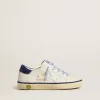 Junior Super-Star in pelle bianca con tallone in camoscio blu Junior Super-Star in pelle bianca con tallone in camoscio blu
