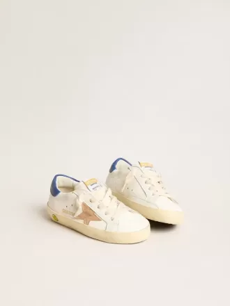 Junior Super-Star in pelle nappa con stella beige e linguetta blu sul tallone Junior Super-Star in pelle nappa con stella beige e linguetta blu sul tallone