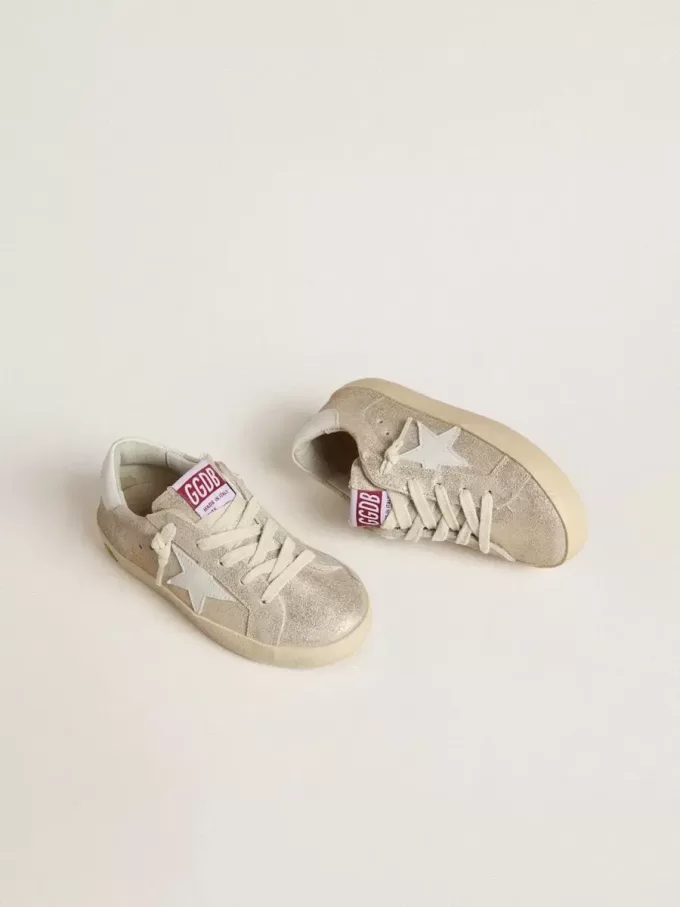 Junior Super-Star in pelle scamosciata laminata color sabbia con stella in pelle bianca