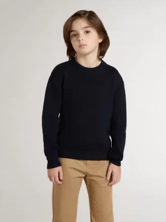 Maglione blu da bambino con collo a giro e scritta “Golden” sul retro