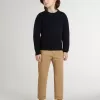 Maglione blu da bambino con collo a giro e scritta “Golden” sul retro