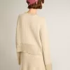 Maglione boxy da donna in lana con decorazioni in cristallo hotfix Maglione boxy da donna in lana con decorazioni in cristallo hotfix