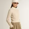 Maglione corto con scollo rotondo in lana beige con cristalli su tutta la superficie Maglione corto con scollo rotondo in lana beige con cristalli su tutta la superficie