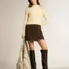 Maglione corto da donna bianco consumato con cristalli decorativi