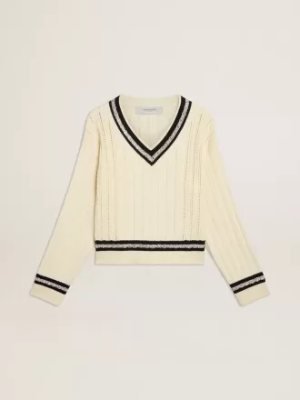 Maglione corto da donna con motivo a trecce, bordi a costine blu e cristalli Maglione corto da donna con motivo a trecce, bordi a costine blu e cristalli