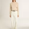 Maglione da donna beige con scritta “Golden” sul retro Maglione da donna beige con scritta “Golden” sul retro