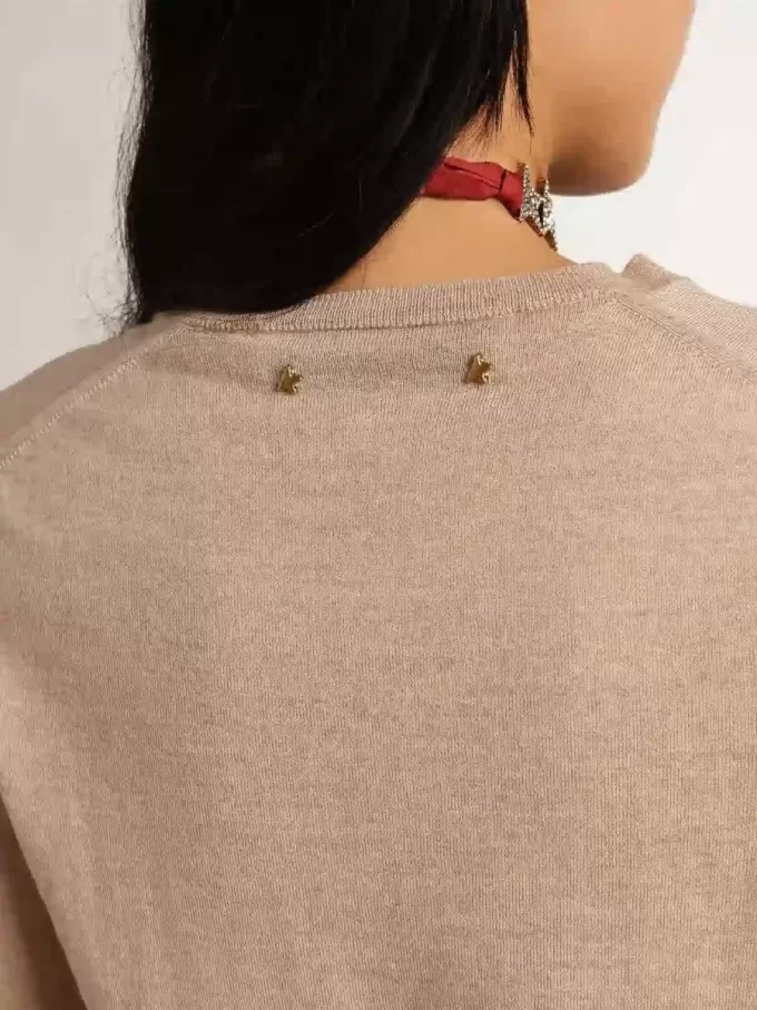 Maglione da donna in lana merino marrone chiaro Maglione da donna in lana merino marrone chiaro
