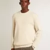Maglione da uomo a girocollo in cotone color panama con logo sul retro Maglione da uomo a girocollo in cotone color panama con logo sul retro