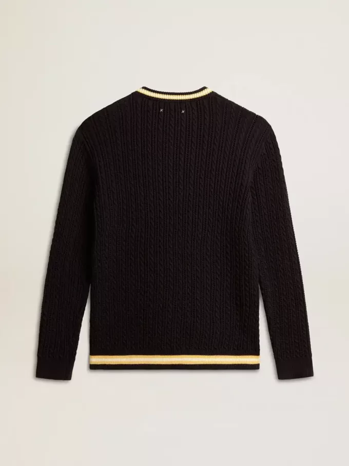 Maglione da uomo blu con collo rotondo e bordi a costine a contrasto Maglione da uomo blu con collo rotondo e bordi a costine a contrasto