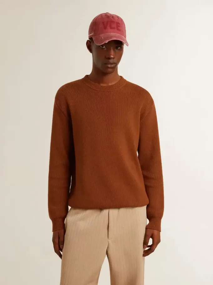 Maglione da uomo con collo a giro e logo sul retro Maglione da uomo con collo a giro e logo sul retro