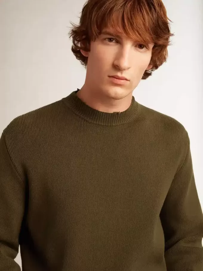 Maglione da uomo girocollo in cotone verde militare Maglione da uomo girocollo in cotone verde militare