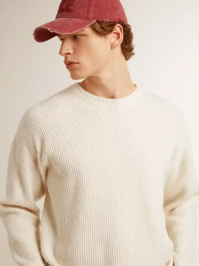 Maglione da uomo girocollo in lana a coste bianco consumato Maglione da uomo girocollo in lana a coste bianco consumato