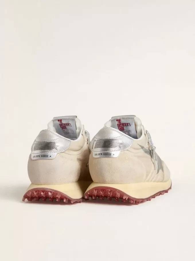 Marathon da donna con tomaia in nylon beige e stella grigia Marathon da donna con tomaia in nylon beige e stella grigia