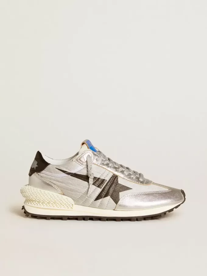 Marathon da donna con tomaia in nylon ripstop argento e stella nera Marathon da donna con tomaia in nylon ripstop argento e stella nera