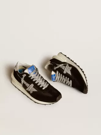 Marathon da donna con tomaia in nylon ripstop nero e stella argentata