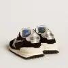 Marathon da donna con tomaia in nylon ripstop nero e stella argentata Marathon da donna con tomaia in nylon ripstop nero e stella argentata