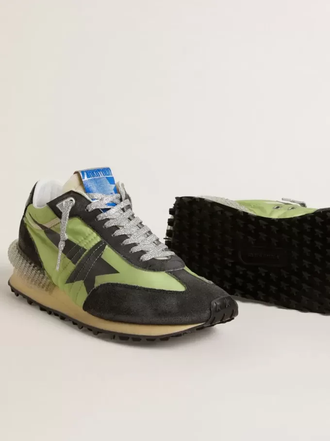 Marathon da uomo con tomaia in nylon verde e stella nera Marathon da uomo con tomaia in nylon verde e stella nera