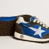 Marathon Young in nylon blu con stella stampata e linguetta in pelle sul tallone Marathon Young in nylon blu con stella stampata e linguetta in pelle sul tallone