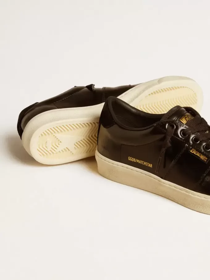 Matchstar da donna in pelle nera con linguetta sul tallone in camoscio nero