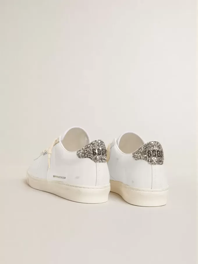 Matchstar in pelle bianca con tallone argentato glitterato