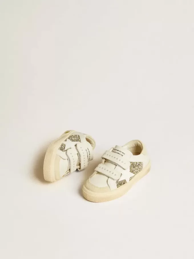 May School Young in glitter con stella in pelle e linguetta in camoscio sul tallone May School Young in glitter con stella in pelle e linguetta in camoscio sul tallone