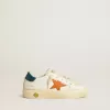 May Teen in nabuk con stella arancione e linguetta blu sul tallone