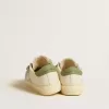 May Teen in nappa con stella argentata e linguetta sul tallone verde oliva