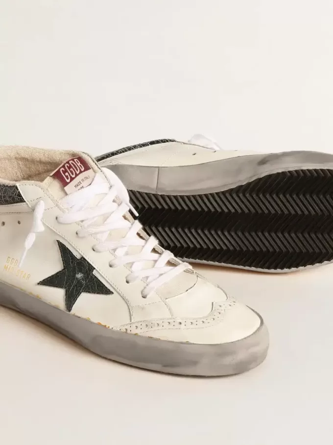 Mid Star con stella in pelle metallizzata verde e flash bianco Mid Star con stella in pelle metallizzata verde e flash bianco