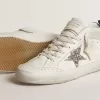 Mid Star da donna con stella glitterata argento e linguetta laminata nera sul tallone Mid Star da donna con stella glitterata argento e linguetta laminata nera sul tallone
