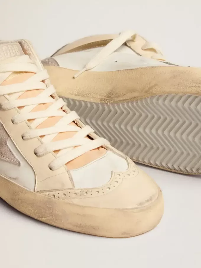 Mid Star da donna con stella in pelle scamosciata grigio chiaro e dettagli dorati