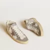Mid Star da donna in nappa e pelle scamosciata con stella in pelle metallizzata marrone chiaro Mid Star da donna in nappa e pelle scamosciata con stella in pelle metallizzata marrone chiaro