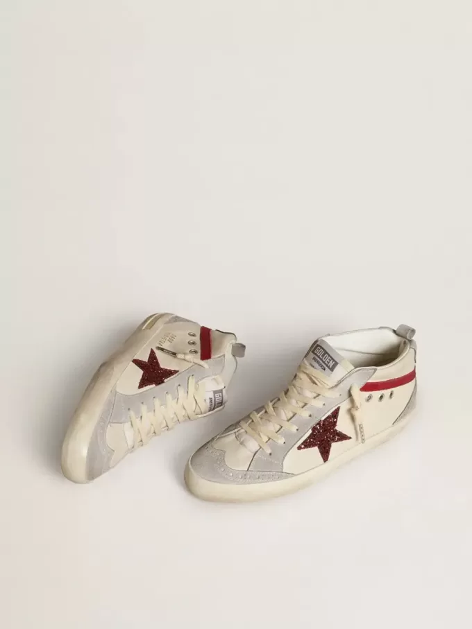 Mid Star da donna in pelle con stella glitterata e dettagli in nabuk rosso Mid Star da donna in pelle con stella glitterata e dettagli in nabuk rosso