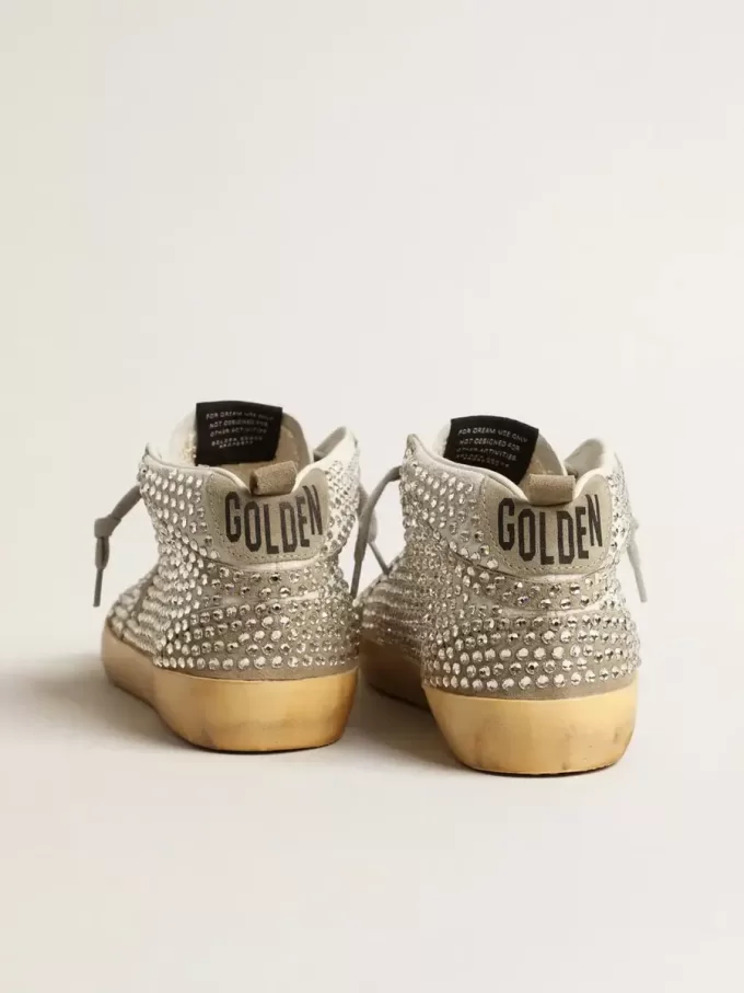 Mid Star da donna in pelle scamosciata bianca e grigio tortora con cristalli Swarovski Mid Star da donna in pelle scamosciata bianca e grigio tortora con cristalli Swarovski