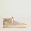 Mid Star da uomo in pelle scamosciata beige con stella e linguetta sul tallone in pelle blu polvere Mid Star da uomo in pelle scamosciata beige con stella e linguetta sul tallone in pelle blu polvere