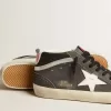 Mid Star in pelle scamosciata nera con stella in pelle bianca e dettaglio argentato