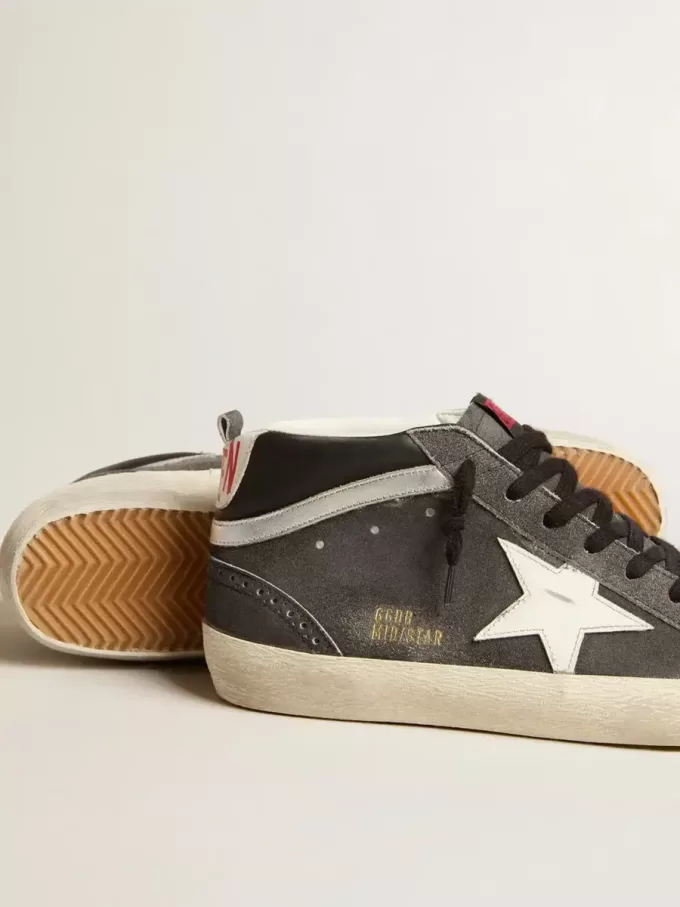 Mid Star in pelle scamosciata nera con stella in pelle bianca e dettaglio argentato